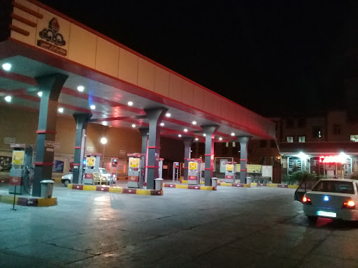 پمپ بنزین برادران حسینی