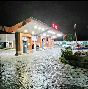 پمپ بنزین سالار