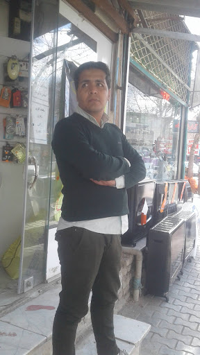 موبایل و تعمیرات سعادتی