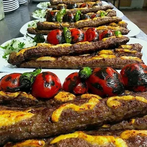 رستوران و غذای آماده خاتم