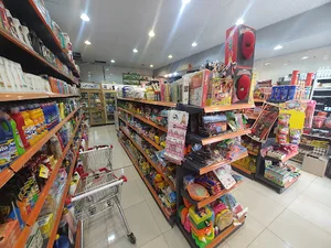 Hyper seveneleven