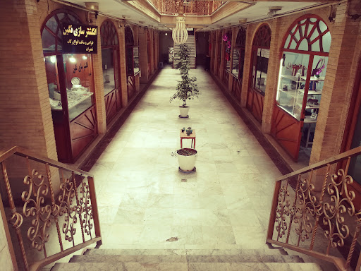 پاساژ عالی قاپو