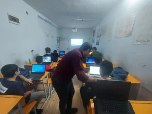 دبیرستان غیردولتی پسرانه نخبینو 4