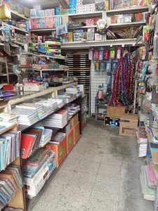 نوشت افزار نادری (کتابفروشی نادری)