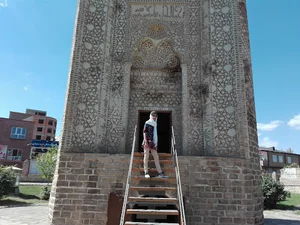 سه گنبد
