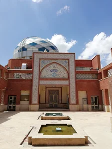 مسجد حضرت امیرالمؤمنین (ع)