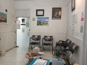 Dr Mostafa Rahmani Dentistry