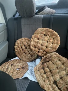 نانوایی لواش و بربری و سنگک