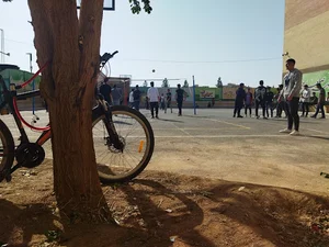 هنرستان انقلاب اسلامی