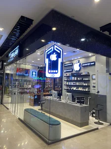اپل استور آیفون هوم