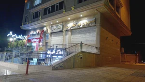 بیرون بر زعفران