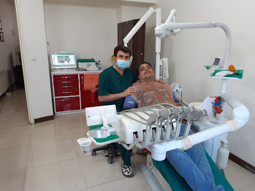 دندانپزشکی دکتر عبدالرضا حبیبی