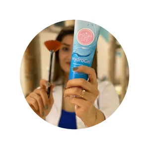 فیشیال و پاکسازی پوست ندا 4
