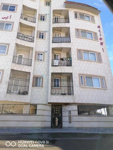 ساختمان مسکونی برج بهار 2 2