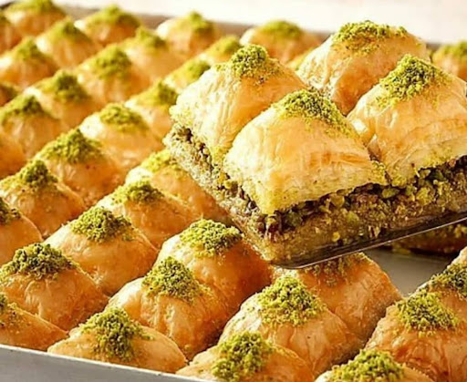 باقلواپزی تینا
