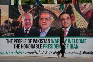 Iran dispute over nuclear inspections clouds work toward peace deal : NPR