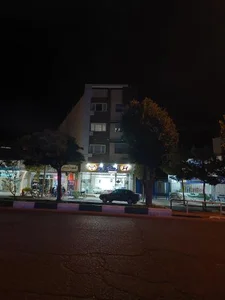 نمایشگاه اتومبیل تکران 3
