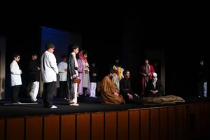 سالن آسمان فرهنگستان هنر