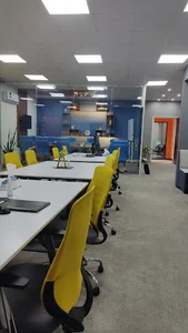 فضای کار اشتراکی عقیق