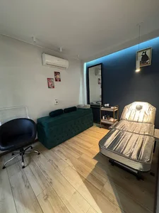 Hani Beauty Salon سالن زیبایی هانیه
