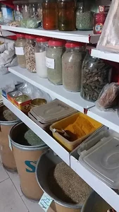 فروشگاه مواد غذایی معلم