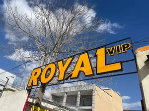 پارکینگ کارواش رویال vip 2