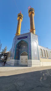 مسجد علی بن ابی طالب(ع)