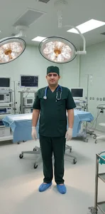 مطب دکتر ایلیا حیدر دادخواه فوق تخصص جراحی قلب عروق