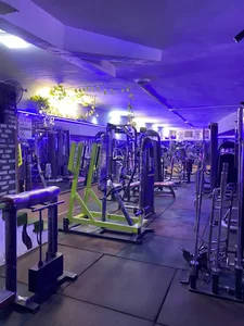 باشگاه بدنسازی ایرانیان