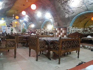رستوران شوادون