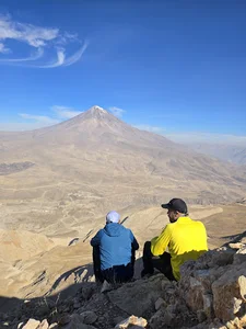 قله تیز کوه