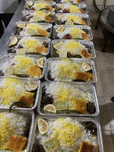 تهیه غذای ایرانه