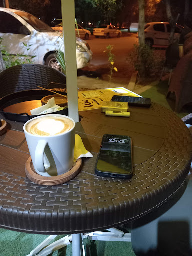 Cafe Lou