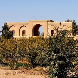 مجموعه باغ وزیر حجت آباد