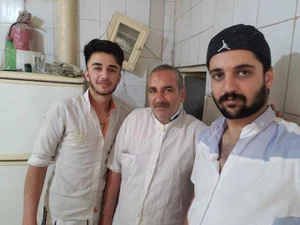 نانوایی سنگک برادران شهابی 4