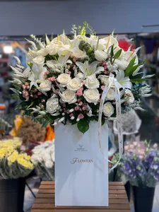 مجموعه گل و گیاه باغ گل اراک 4
