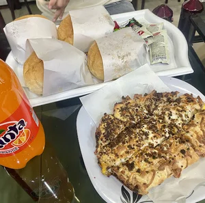فست فود گندمک