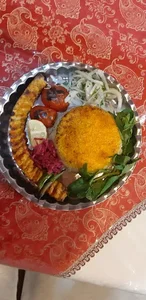 رستوران سنتی هنرمندان 3