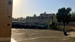 دبستان شهدای صادقیه