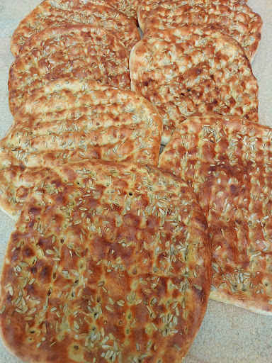نان سنتی ارومیه طلایی