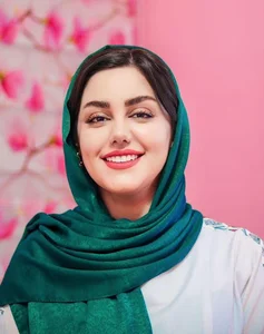 مرکز تخصصی پوست و مو عاطفه ریاضی
