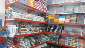 فروشگاه ظروف يكبارمصرف ماهور پلاست