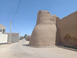 انتهای برج کاشانه بسطام