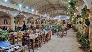 سفره خانه سنتی شاشوسا