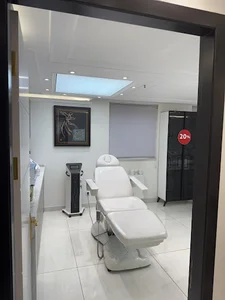 مرکز زیبایی دکتر سینا نوبهاری