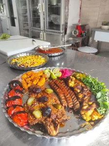 باغ رستوران سنتی فرهنگیان