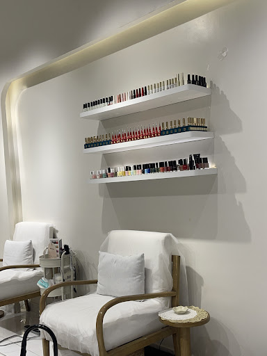 Lash Bar beauty