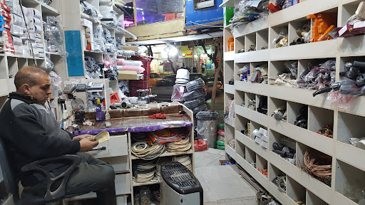 تعمیرگاه و فروشگاه لوازم خانگی طاهری