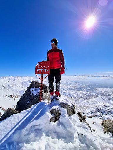Ardak Mardak Peak