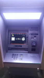 خودپرداز بانک پاسارگاد